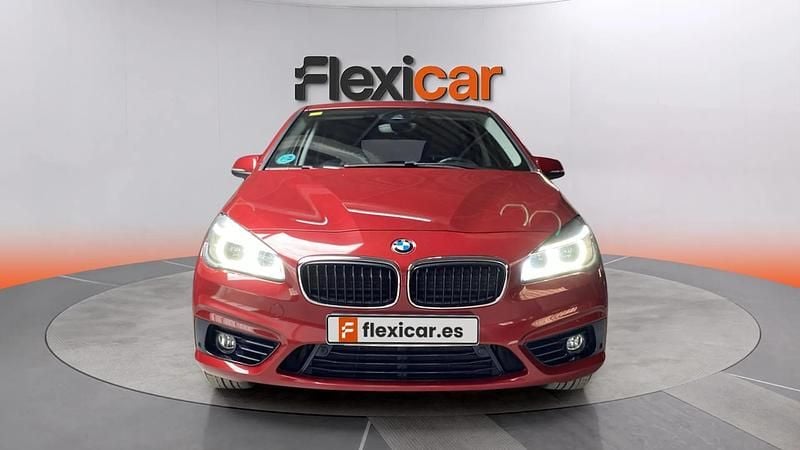 Usado BMW 218 150 CV (110 kW) 2016 Granate Familiar
