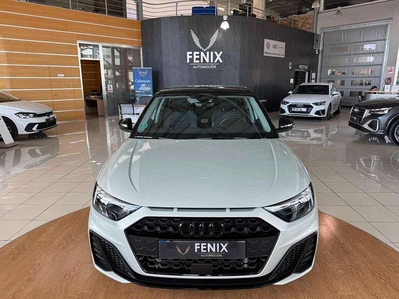 Usado Audi A1 Sportback 116 CV (85 kW) 2025 Plateado Utilitario