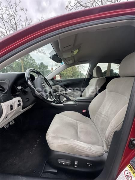 Granate Usado 2007 Lexus IS220d Sport Line Berlina | 9000 € (Caro) - Imagen 1/4