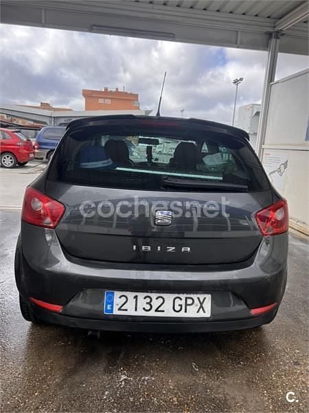Usado Seat Ibiza Sport 105 CV (77 kW) 2009 Gris / plata Berlina