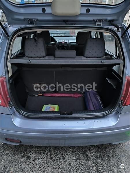 Usado Hyundai Getz 63 CV (46 kW) 2004 Violeta / lila Utilitario