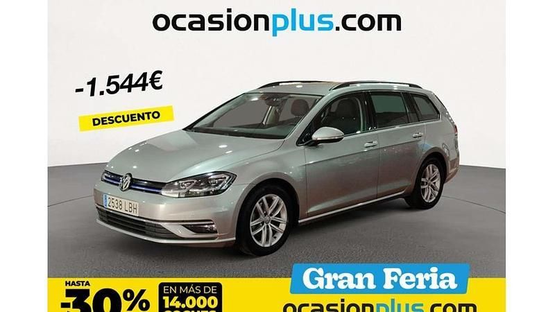 Plateado Usado 2019 VW Golf VII Advance Familiar | 15.446 € (Precio justo) - Imagen 1/4