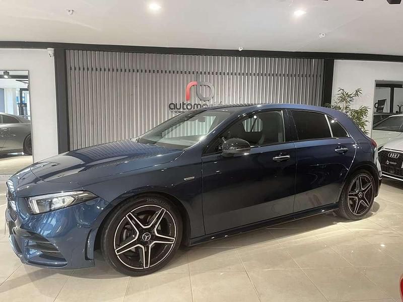 Azul Usado 2021 Mercedes A200 Utilitario | 26.990 € (Precio justo) - Imagen 1/4