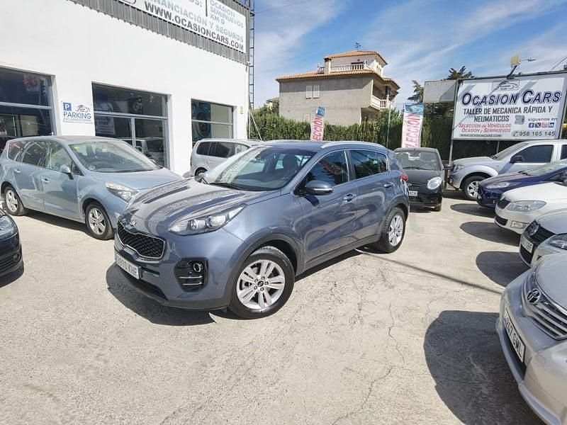 Usado Kia Sportage 115 CV (84 kW) 2018 Azul SUV