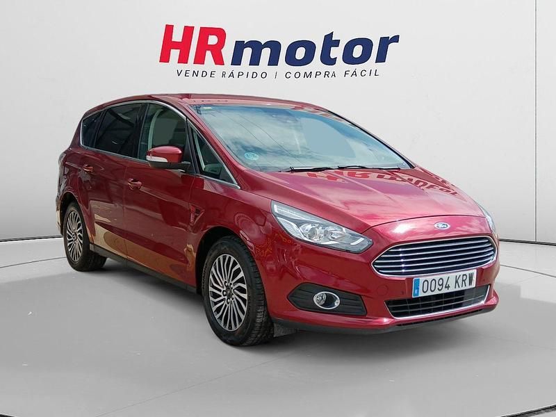 Rojo Usado 2018 Ford S-MAX Titanium Monovolumen | 17.490 € (Un poco caro) - Imagen 1/4