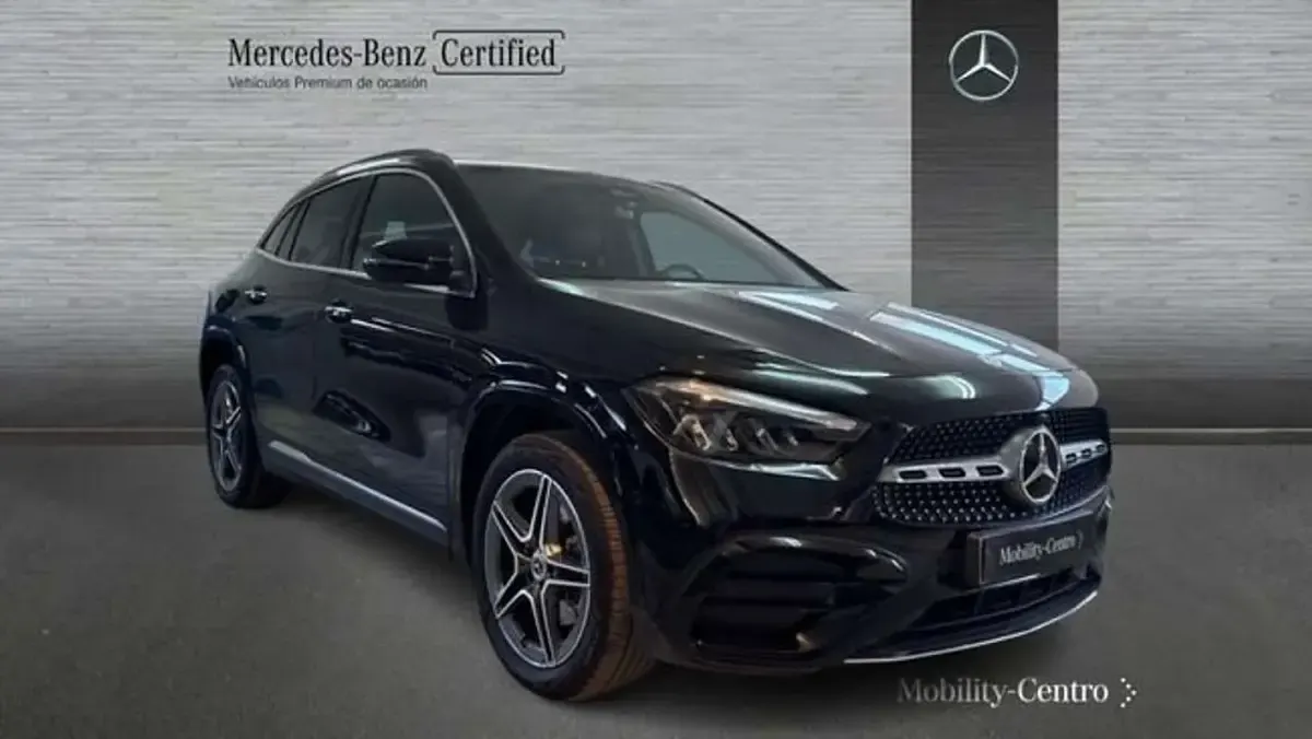 Usado Mercedes GLA250 165 CV (121 kW) 2025 Negro SUV