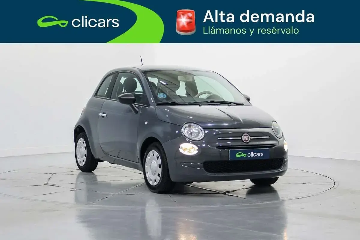 Usado Fiat 500 71 CV (52 kW) 2022 Gris Utilitario