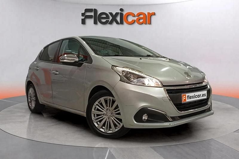 Gris Usado 2018 Peugeot 208 Signature Sky Utilitario | 6990 € (Buen precio) - Imagen 1/4