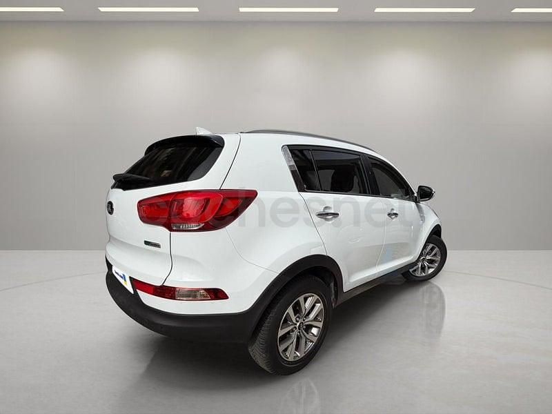 Usado Kia Sportage 115 CV (84 kW) 2016 Blanco SUV