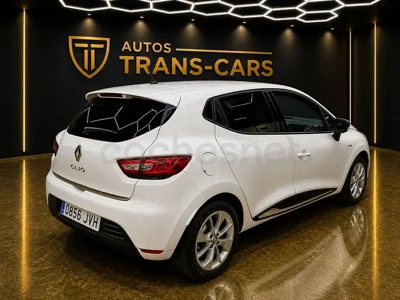Usado Renault Clio IV Authentique 75 CV (55 kW) 2016 Blanco Berlina