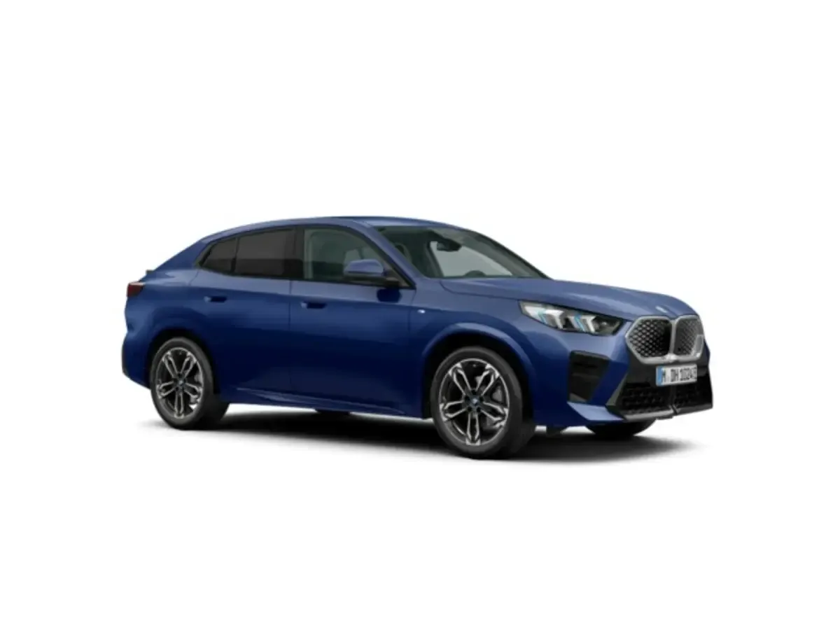 Usado BMW iX2 Comfort Edition 150 kW (204 CV) 2025 Azul SUV