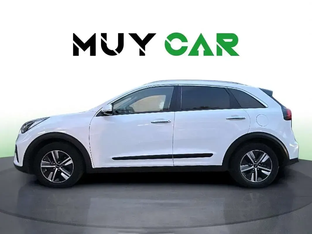 Używany Kia Niro 141 KM (103 kW) 2020 Biały SUV