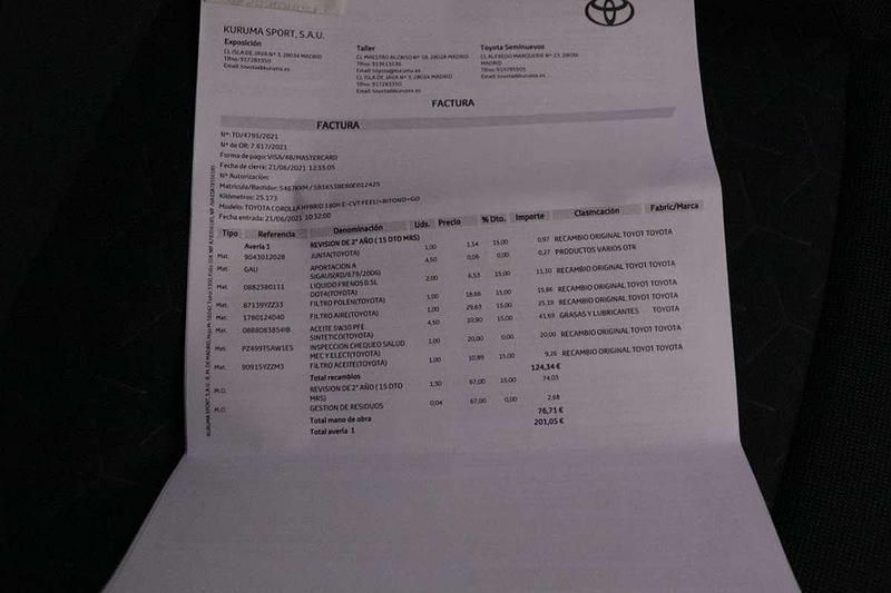 Usado Toyota Corolla 179 CV (131 kW) 2019 Gris Berlina