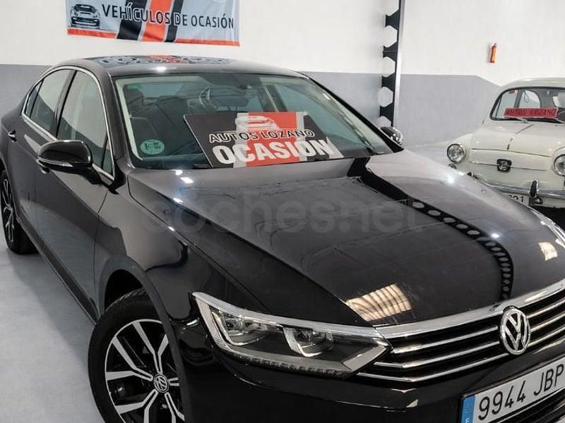 Usado VW Passat Advance 150 CV (110 kW) 2016 Negro Berlina