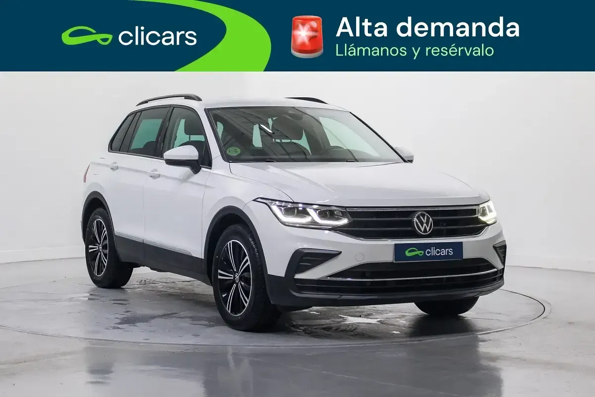 Usado VW Tiguan Life 150 CV (110 kW) 2022 Blanco SUV