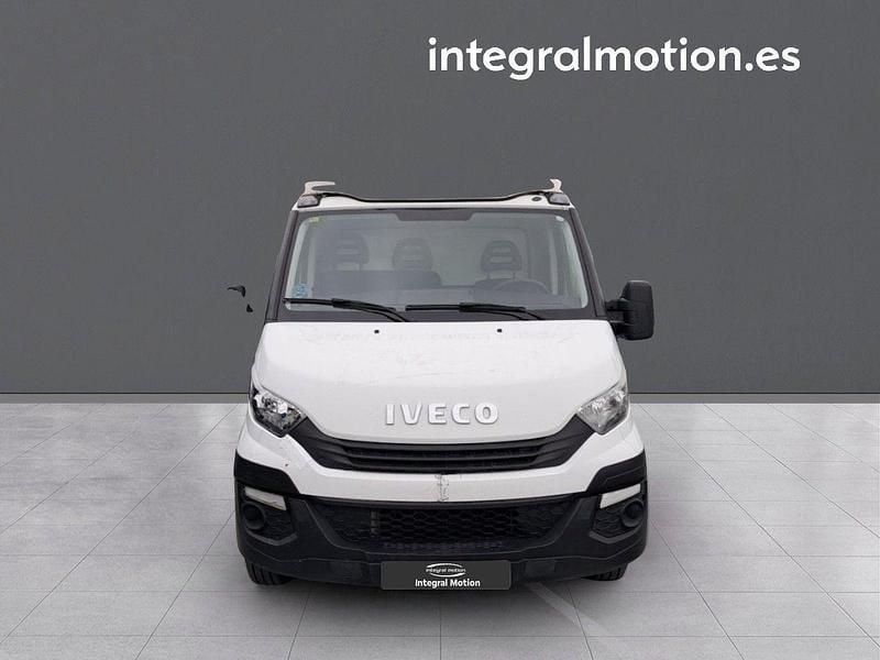 Usado Iveco Daily 150 CV (110 kW) 2017 Blanco Van