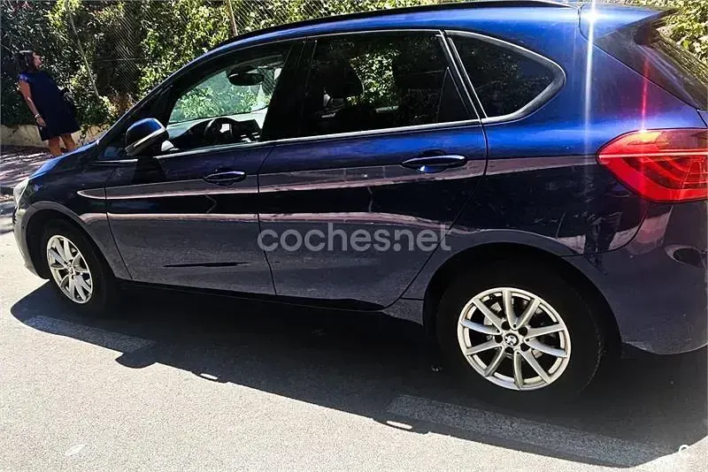 Usado BMW 218 150 CV (110 kW) 2016 Azul Familiar