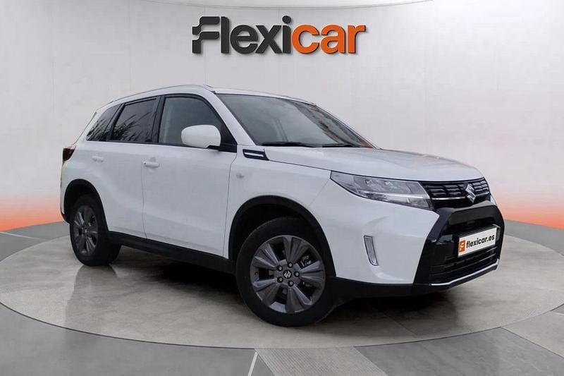 Blanco Usado 2024 Suzuki Vitara SUV | 20.990 € (Precio justo) - Imagen 1/4