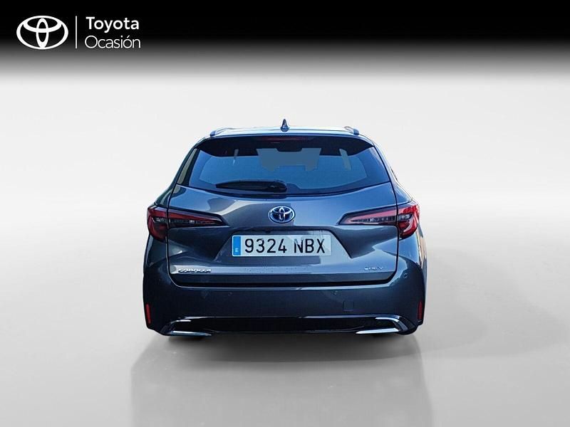 Usado Toyota Corolla Active 140 CV (102 kW) 2025 Gris Familiar