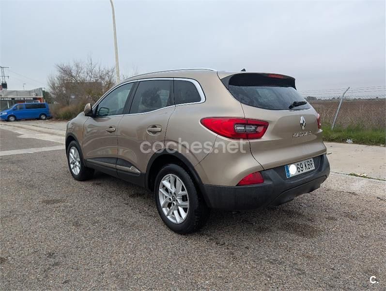 Usado Renault Kadjar Life 130 CV (95 kW) 2017 Beige SUV