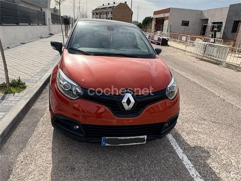 Naranja Usado 2016 Renault Captur Zen SUV | 8500 € (Precio justo) - Imagen 1/3
