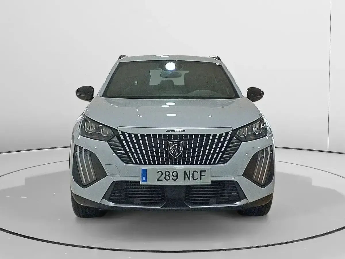 Usado Peugeot 2008 Allure 101 CV (74 kW) 2025 Blanco SUV