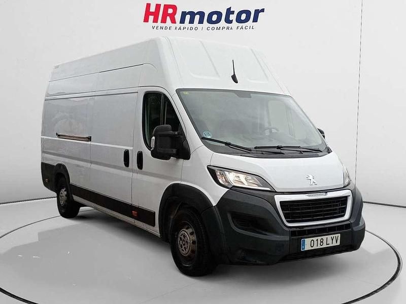 Blanco Usado 2022 Peugeot Boxer S Van | 19.990 € (Precio justo) - Imagen 1/4