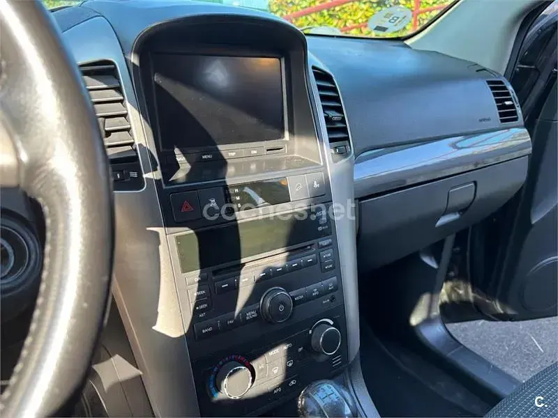 Usado Chevrolet Captiva LS 127 CV (93 kW) 2010 Negro SUV