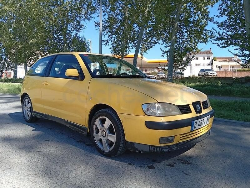 Brugt Seat Ibiza Sport 110 HK (80 kW) 2000 Gul Hatchback