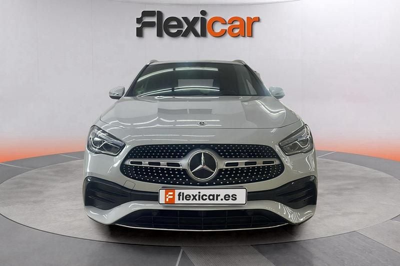 Usado Mercedes GLA200 150 CV (110 kW) 2021 Blanco SUV