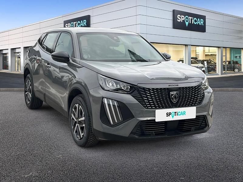 Usado Peugeot 2008 Active 100 CV (73 kW) 2023 Gris SUV
