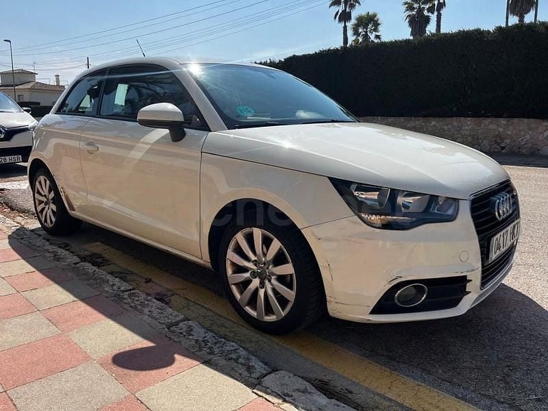 Usado Audi A1 Ambition 86 CV (63 kW) 2013 Blanco Utilitario