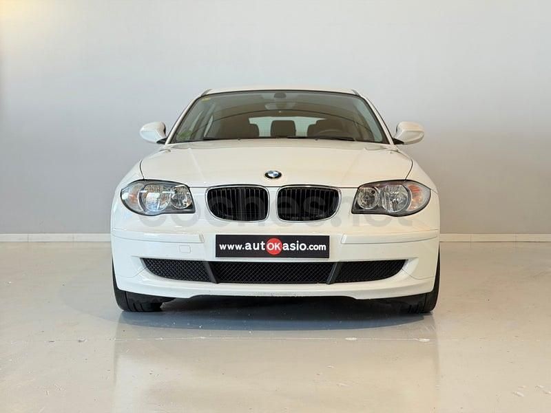 Usado BMW 116 Comfort Edition 122 HP (89 kW) 2011 Branco Citadino
