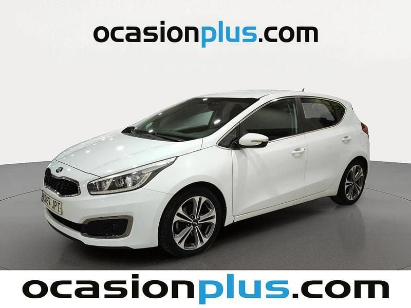 Blanco Usado 2016 Kia Ceed GT Utilitario | 9862 € (Buen precio) - Imagen 1/4