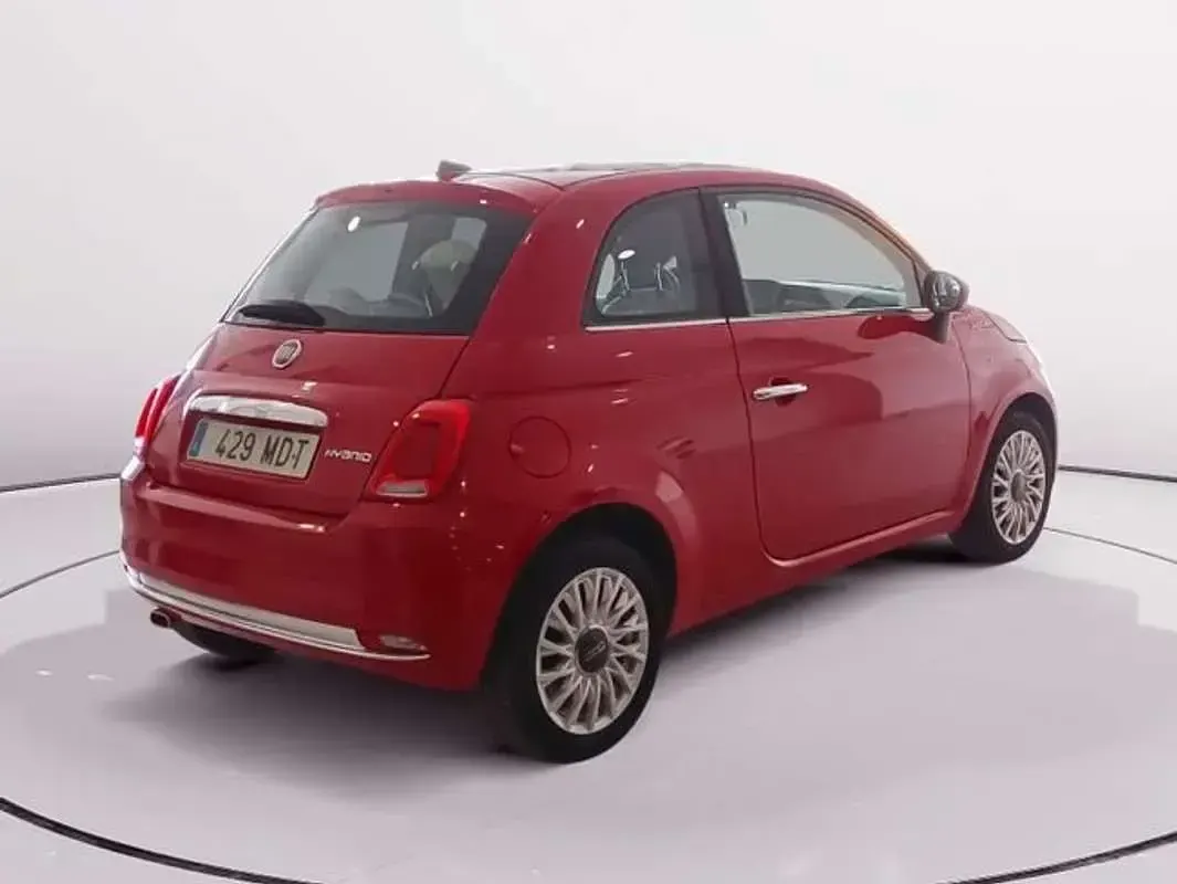 Usado Fiat 500 Dolcevita 71 CV (52 kW) 2022 Rojo Utilitario