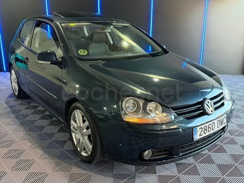 Usado VW Golf IV Highline 140 CV (102 kW) 2005 Azul Berlina