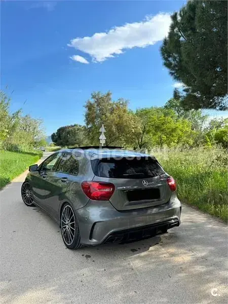 Usado Mercedes A250 Motorsport Edition 218 CV (160 kW) 2017 Gris / plata Berlina