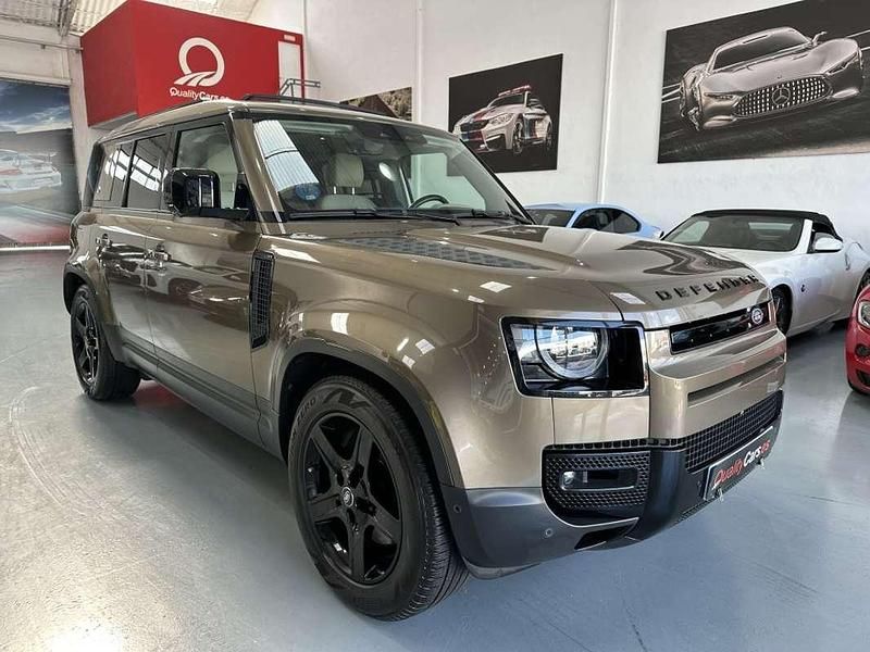 Usado Land Rover Defender SE 404 CV (297 kW) 2021 Beige SUV