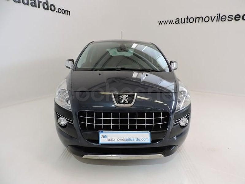 Usado Peugeot 3008 Style 120 CV (88 kW) 2013 Gris / plata Familiar