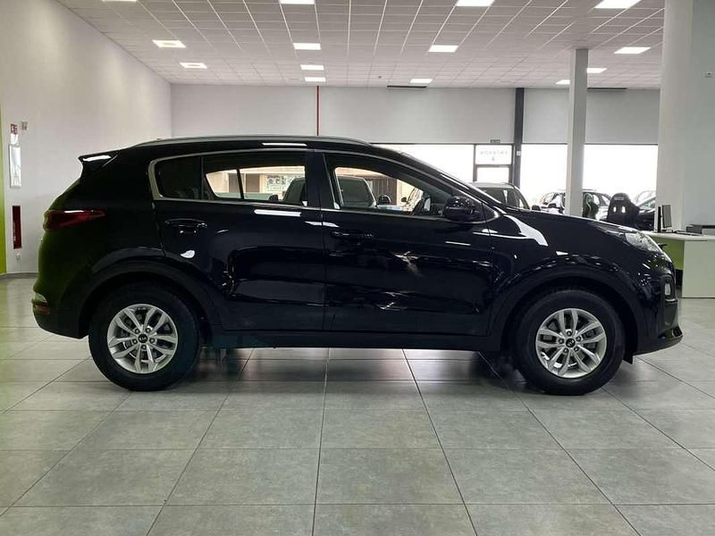 Usado Kia Sportage 116 CV (85 kW) 2021 Negro SUV