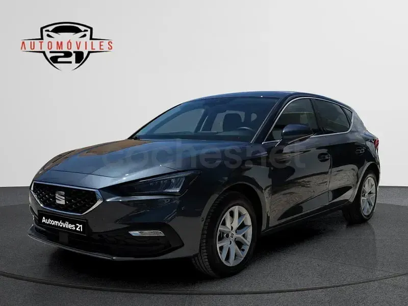 Usado Seat Leon Style 150 CV (110 kW) 2025 Gris Berlina