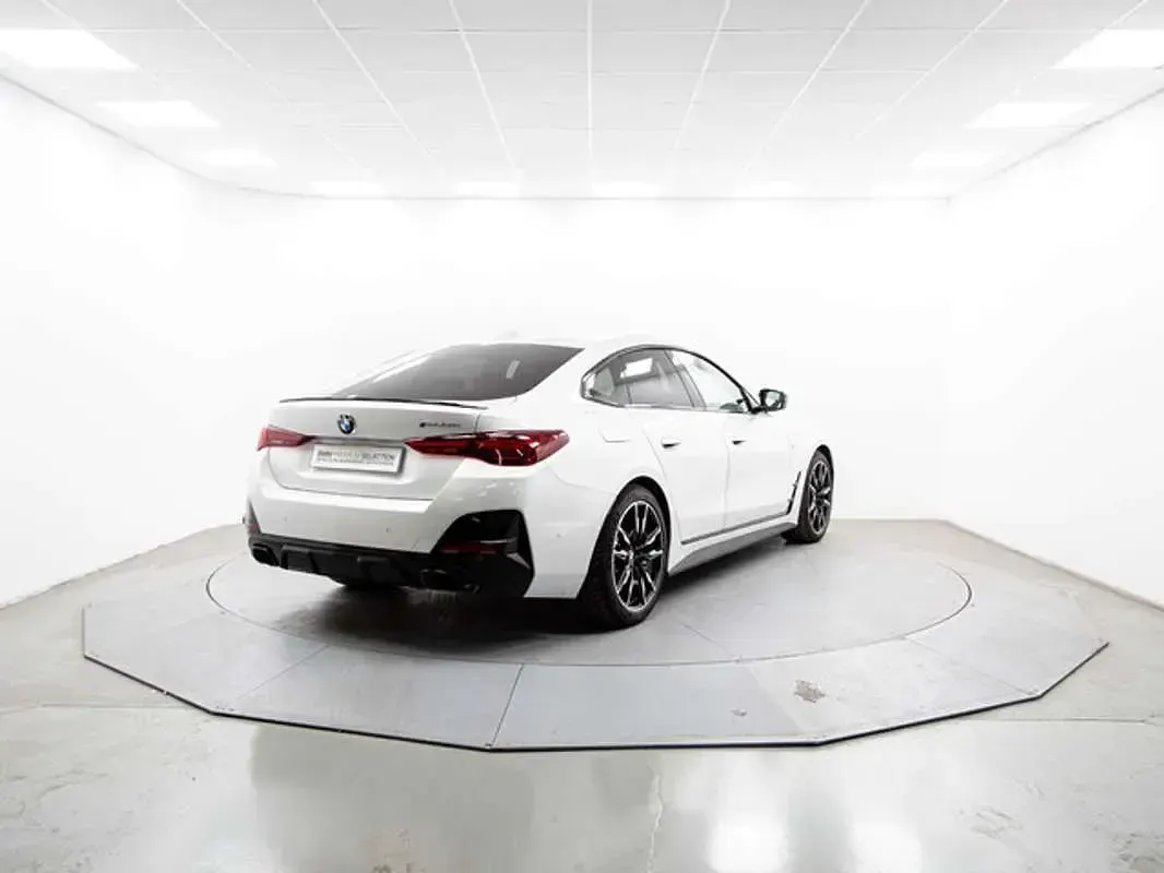 Usado BMW M440 374 CV (275 kW) 2024 Blanco Berlina