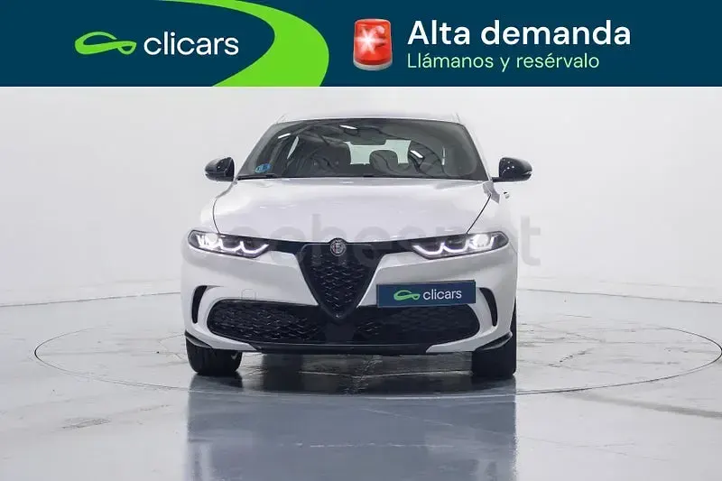 Usado Alfa Romeo Tonale Sprint 160 CV (117 kW) 2025 Blanco SUV