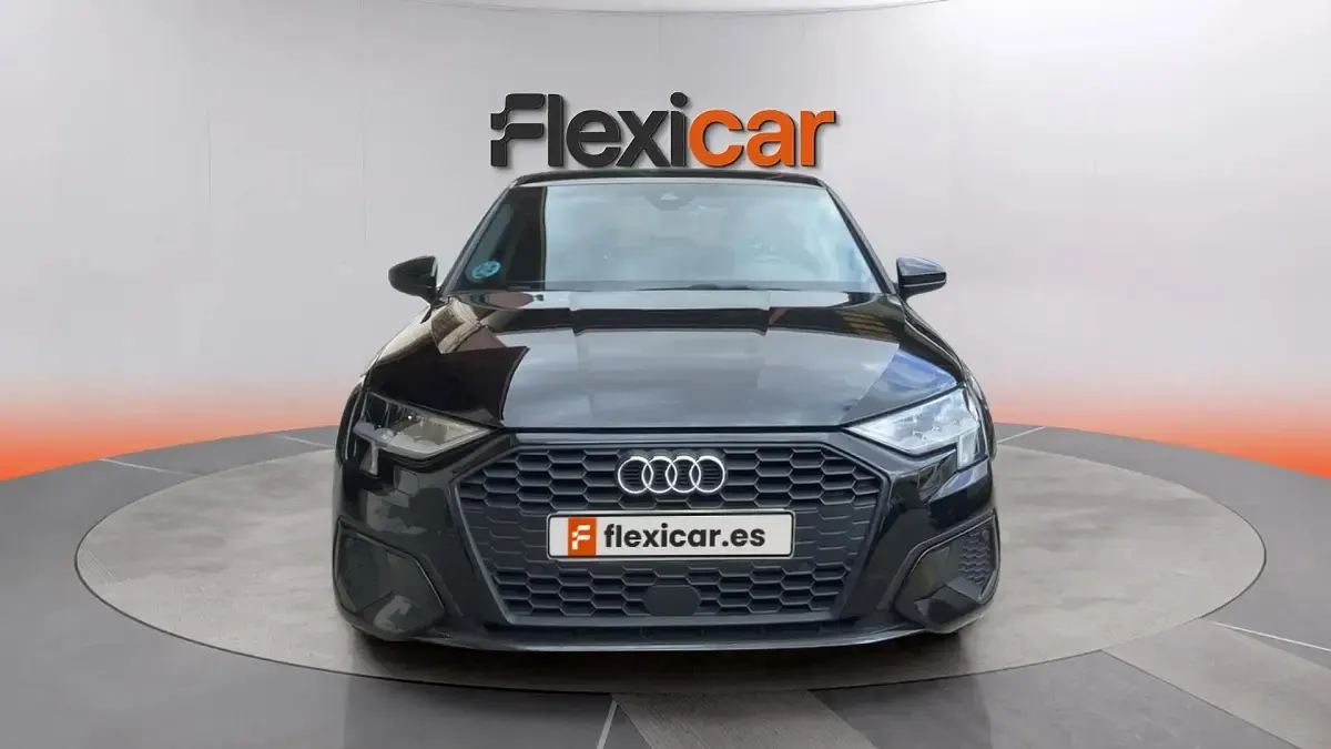 Usado Audi A3 Premium 116 CV (85 kW) 2021 Gris Berlina