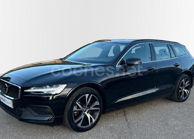 Negro Usado 2025 Volvo V60 Core Familiar | 37.500 € (Precio justo) - Imagen 1/4