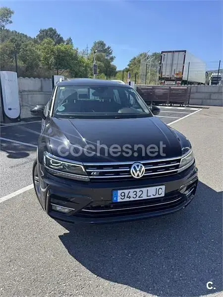 Usado VW Tiguan R-line 150 CV (110 kW) 2020 Negro SUV
