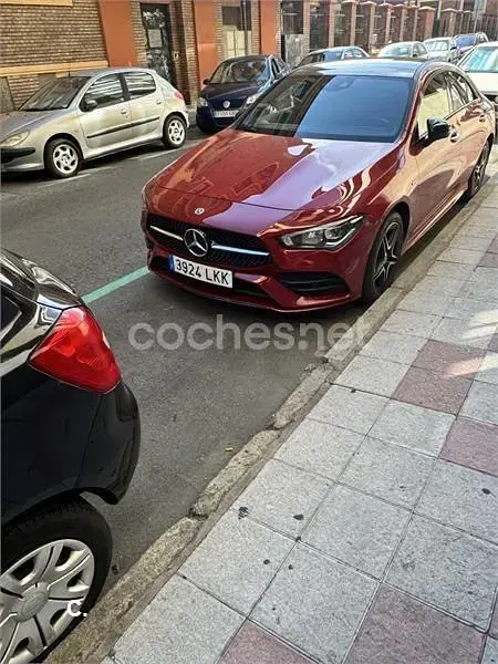 Usado Mercedes CLA250 224 CV (164 kW) 2019 Rojo Coupe