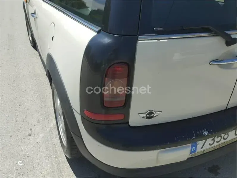 Usado Mini Cooper D Clubman 110 CV (80 kW) 2009 Amarillo Familiar