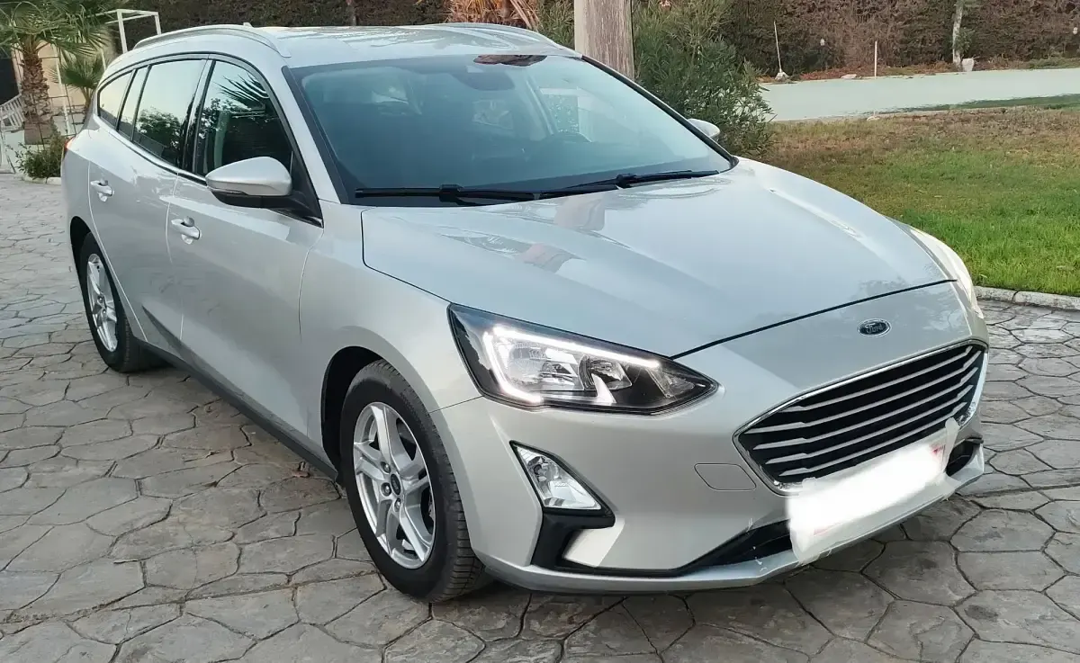 Usado Ford Focus Active 120 CV (88 kW) 2020 Gris