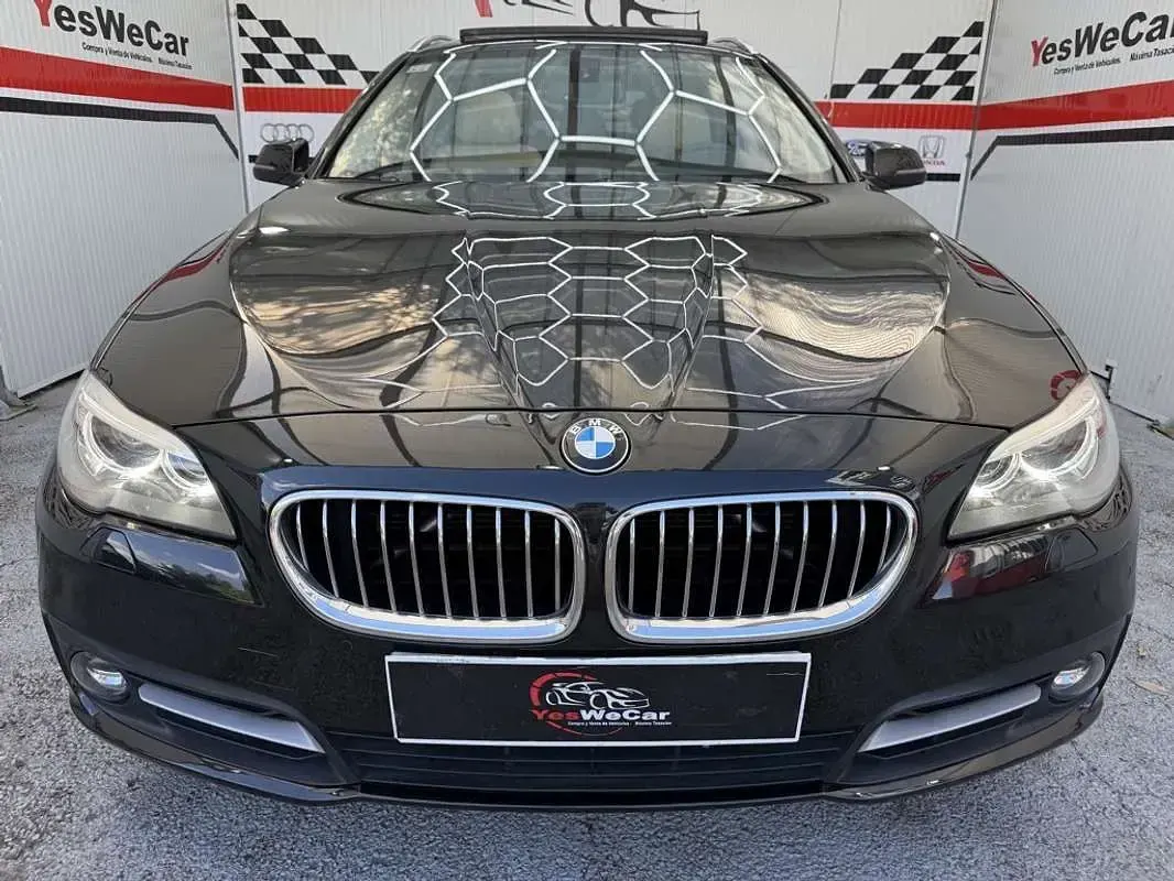 Usado BMW 525 Luxury Line 218 CV (160 kW) 2014 Negro Familiar